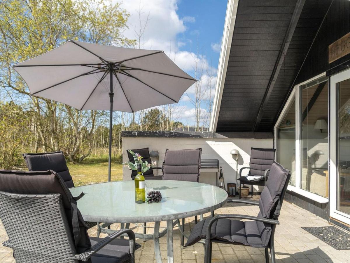 Holiday Home Arnfin - 160M From The Sea In Lolland- Falster And Mon By Interhome เวิดบี ภายนอก รูปภาพ